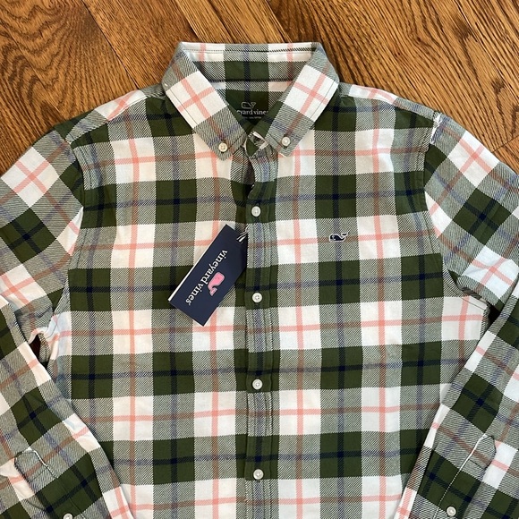 Boy’s Vineyard Vines Flannel Button Up/Button Down Shirt. Size Large. - Picture 7 of 10